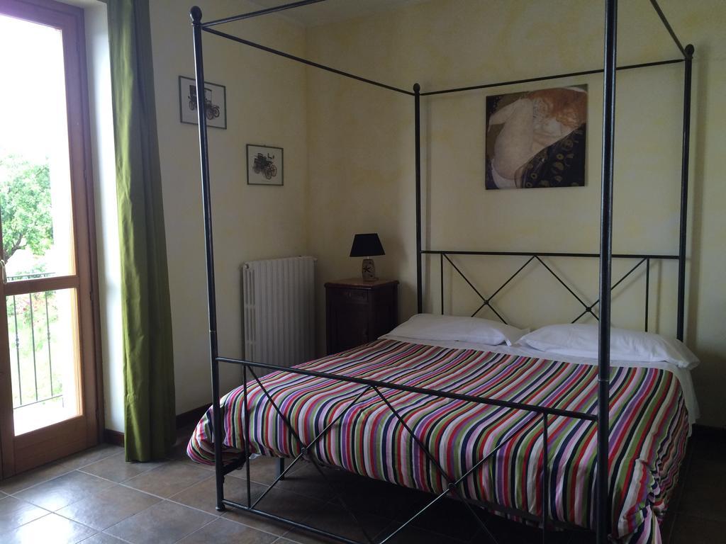 Bed and Breakfast La Terrazza Del Barbaresco Neviglie Pokój zdjęcie