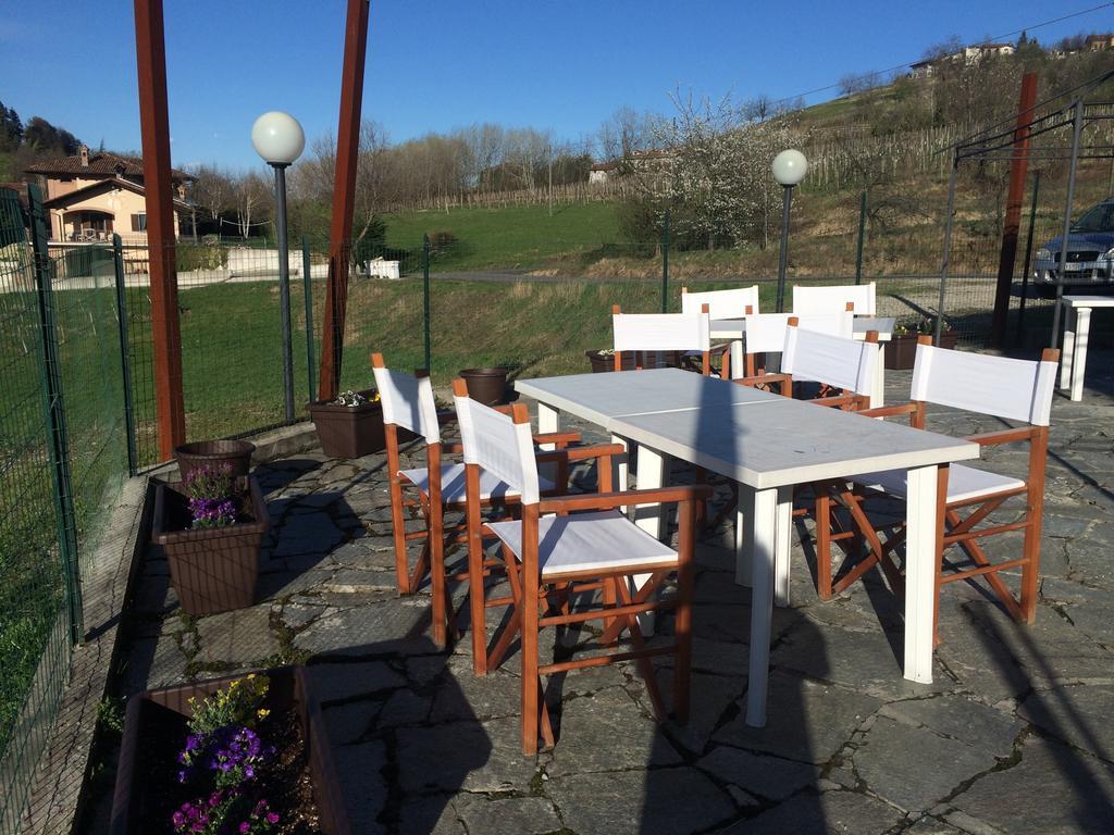 Bed and Breakfast La Terrazza Del Barbaresco Neviglie Zewnętrze zdjęcie