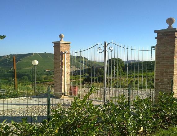 Bed and Breakfast La Terrazza Del Barbaresco Neviglie Zewnętrze zdjęcie