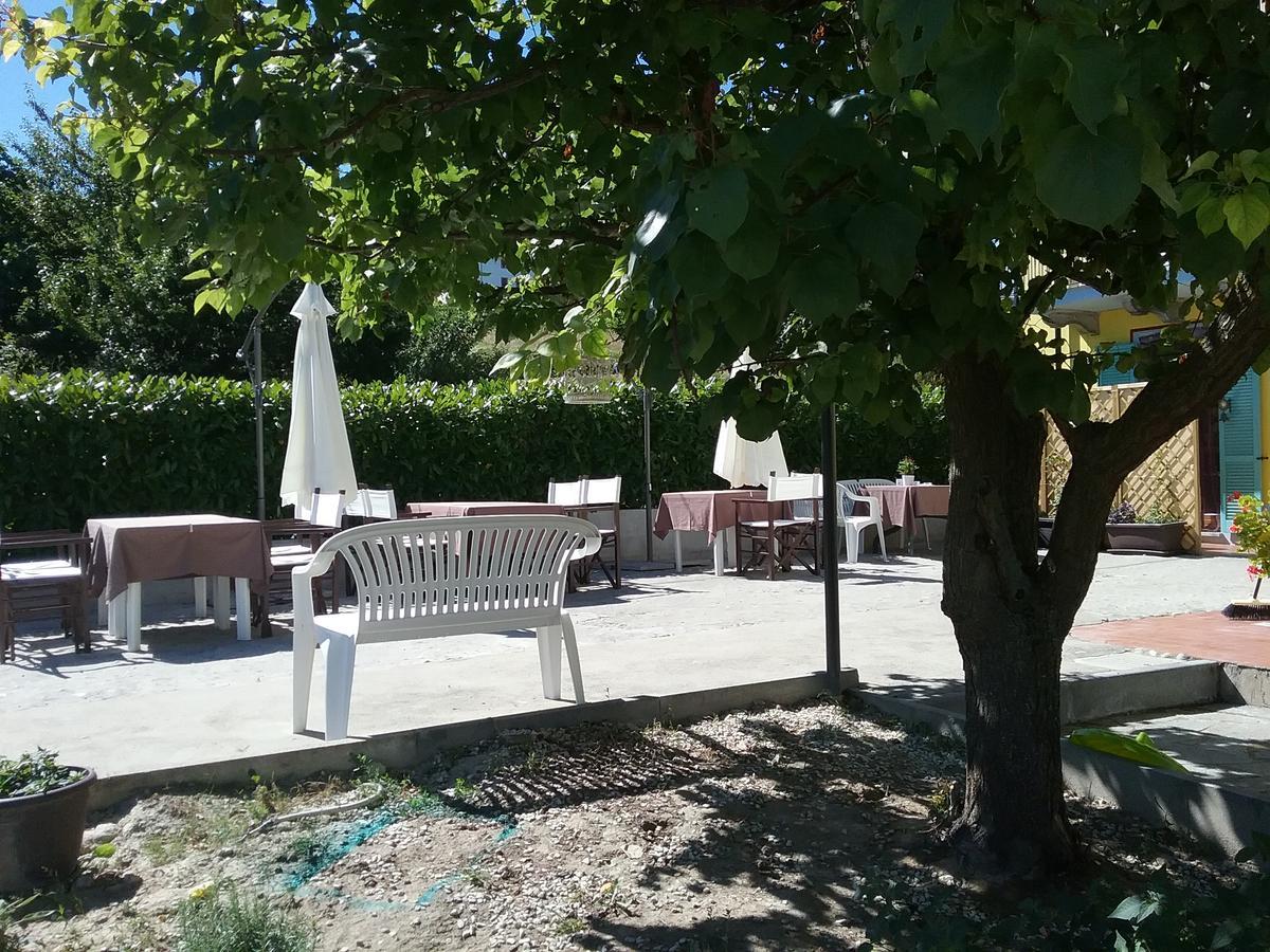 Bed and Breakfast La Terrazza Del Barbaresco Neviglie Zewnętrze zdjęcie