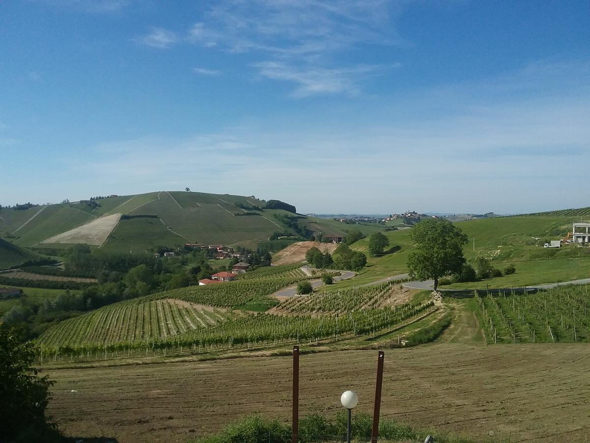 Bed and Breakfast La Terrazza Del Barbaresco Neviglie Zewnętrze zdjęcie